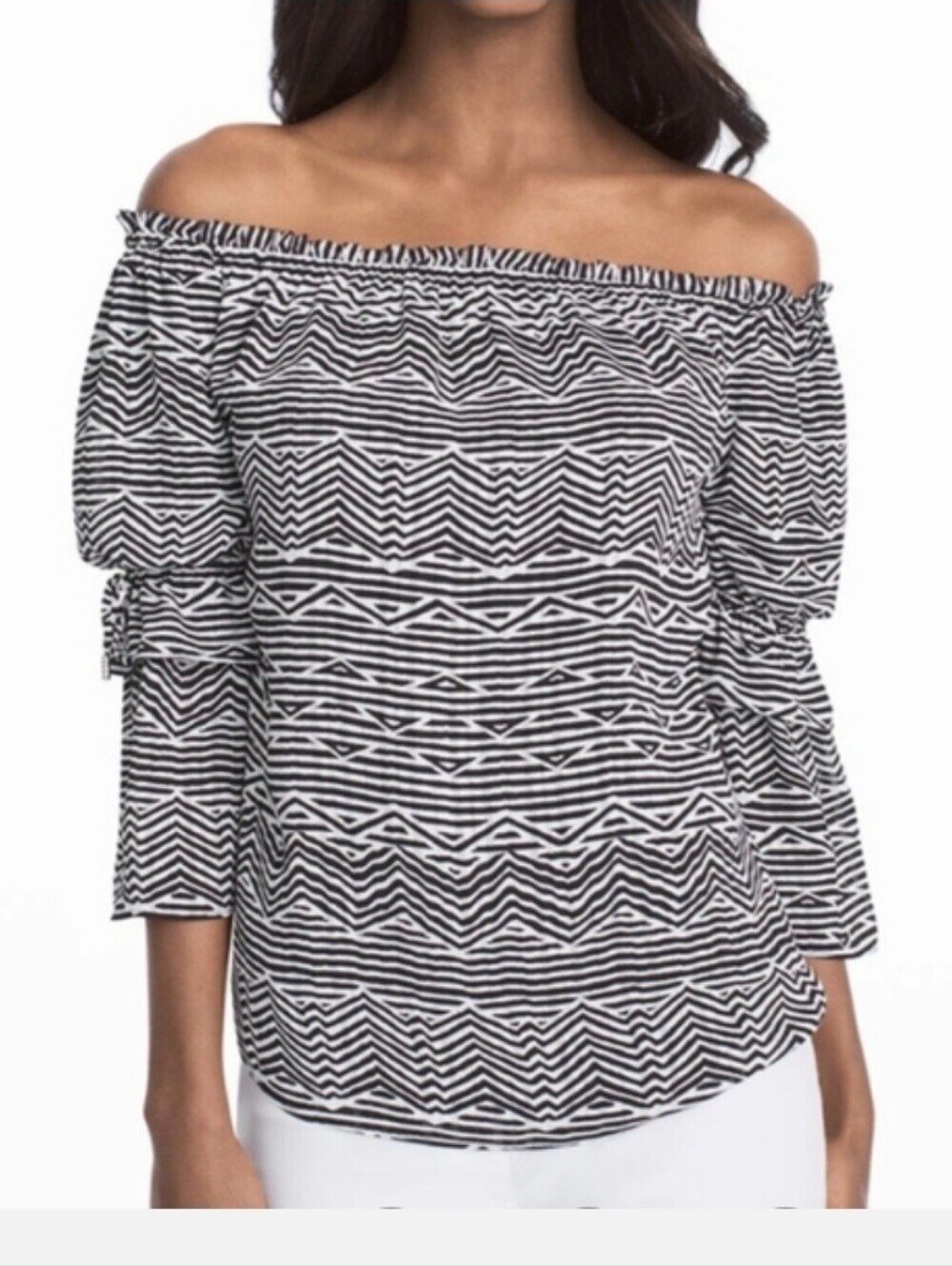 White House Black Market Black & White Off-Shoulder Patterned Blouse Size Small